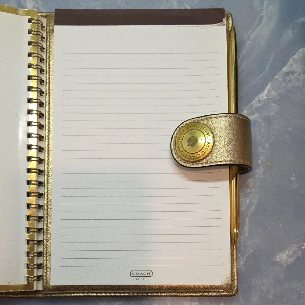 Coach Signature Collection - Day Planner Cover in Gold and Tan - Picture 3 of 7